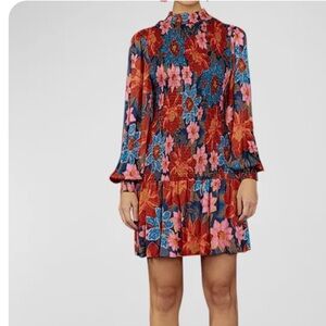 FARM RIO Garden Smocked Long
Sleeve Minidress Size  Small EUC